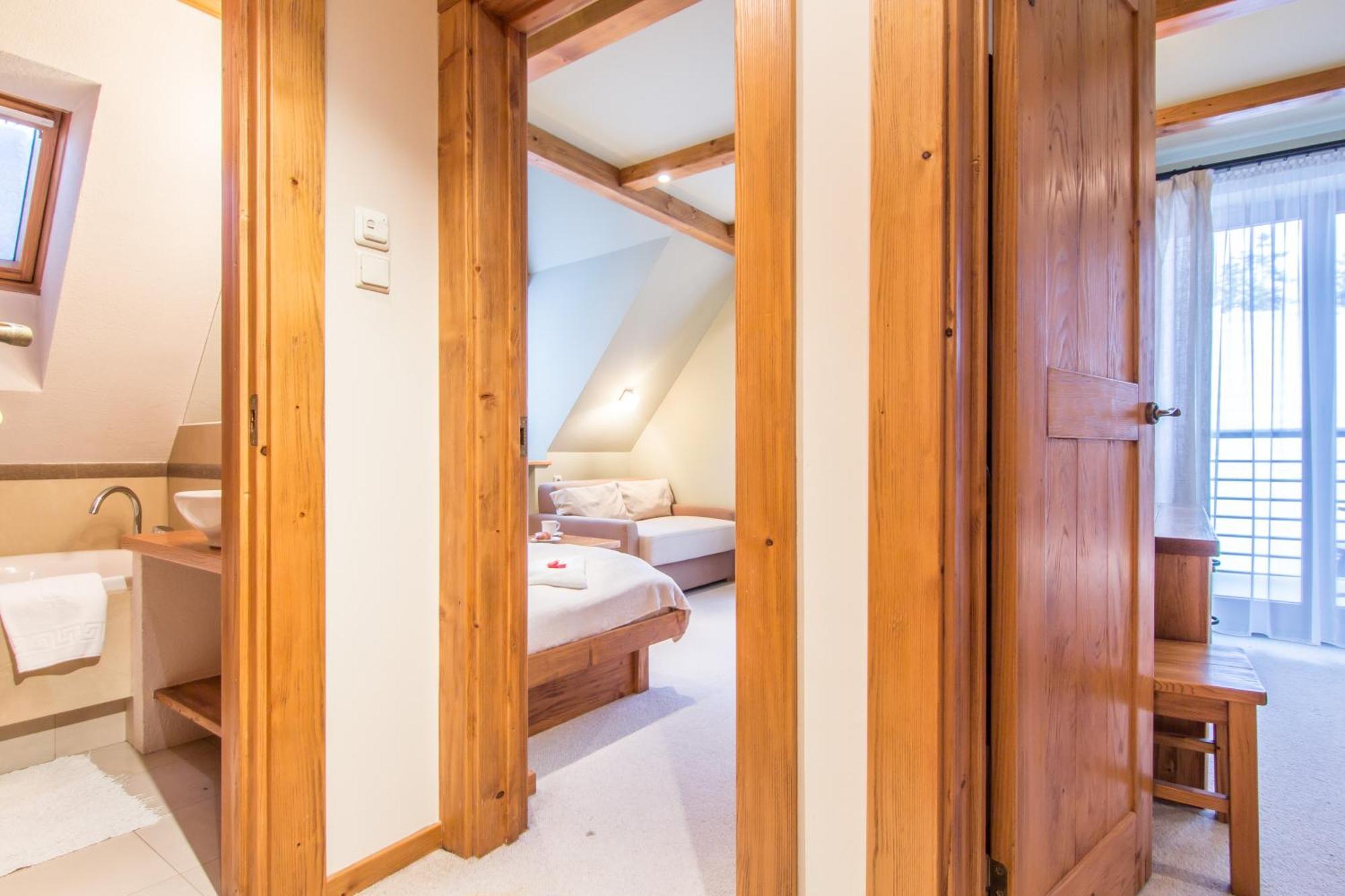 Apartamenty Chata Pod Reglami Zakopane Bilik gambar