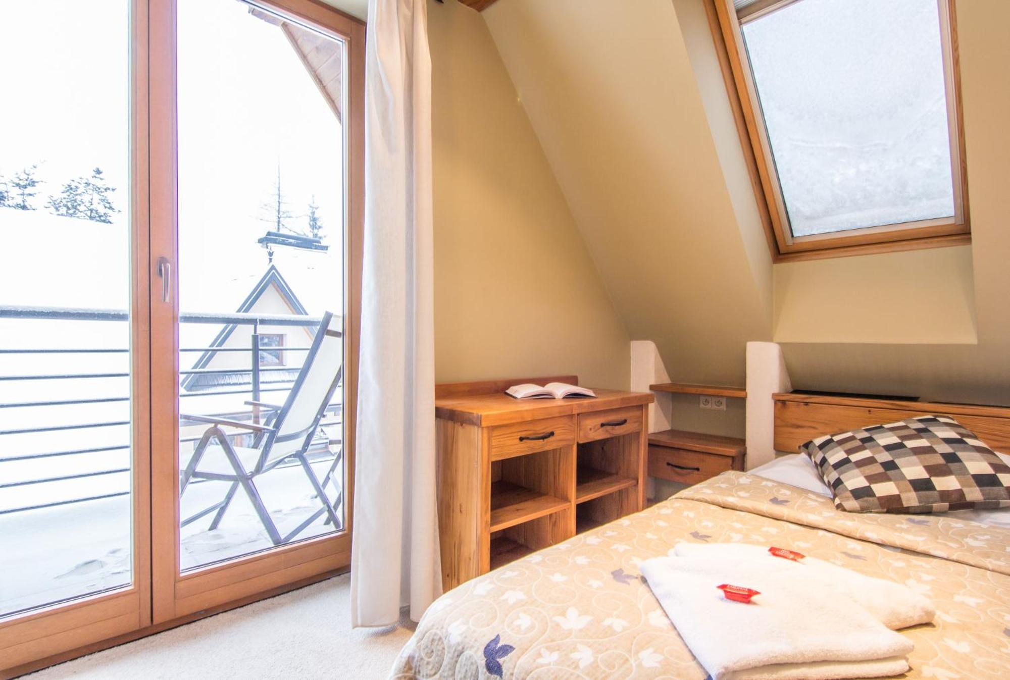 Apartamenty Chata Pod Reglami Zakopane Bilik gambar